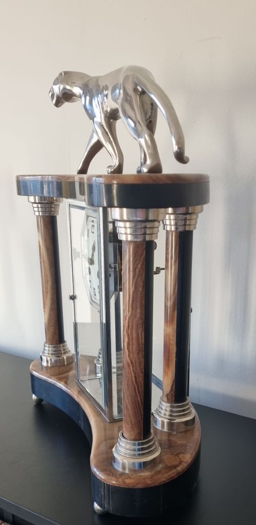 ART DECO CUBIST DESIGN CLOCK WITH BRONZE PANTHER AND PAIR OF LAMPS BY DECOUX - ADDITIONAL PHOTO 5