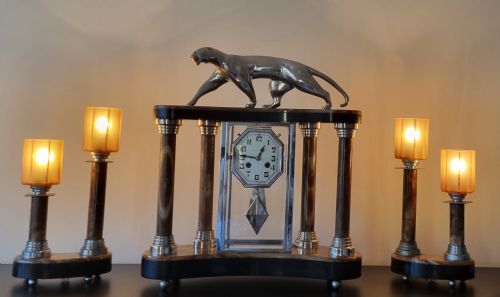 ART DECO CUBIST DESIGN CLOCK WITH BRONZE PANTHER AND PAIR OF LAMPS BY DECOUX - ADDITIONAL PHOTO 11