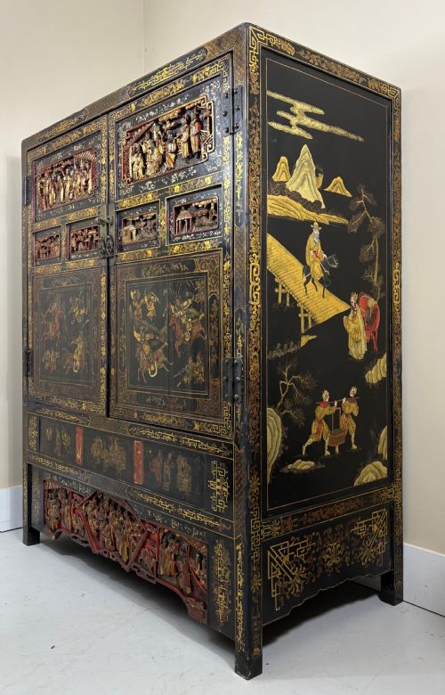 CHINESE LATE19THCENTURY INLAID BLACK LACQUER CABINET - ADDITIONAL PHOTO 3
