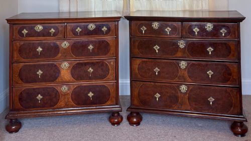 PAIR OF 17TH CENTURY WILLIAM MARY WALNUT CHEST OF DRAWERS CIRCA 1690 - ADDITIONAL PHOTO 7