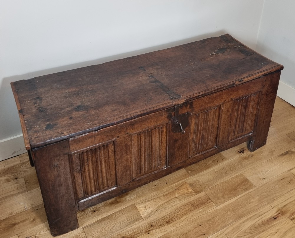 16th Century Late Medieval Oak Linen Fold Coffer , Circa 1500
 View II