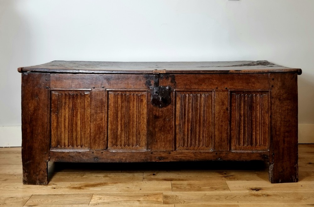 16th Century Late Medieval Oak Linen Fold Coffer , Circa 1500
 View IV