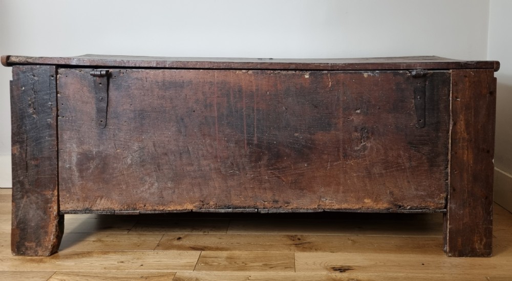 16th Century Late Medieval Oak Linen Fold Coffer , Circa 1500
 View VII