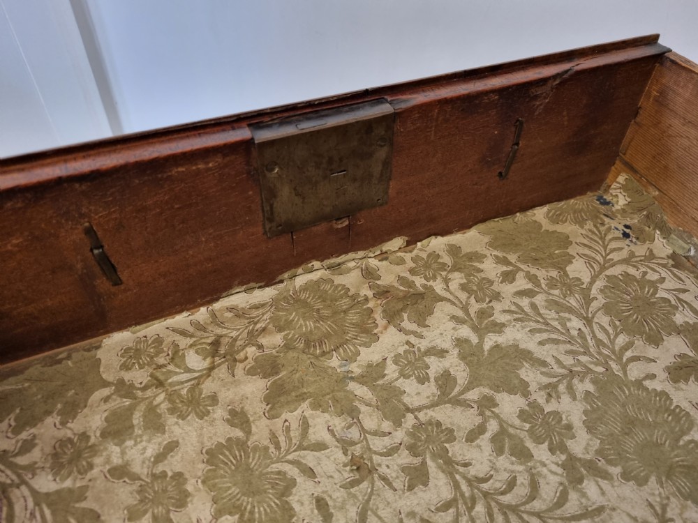 18th Century William and Mary Walnut Chest of Drawers View IX