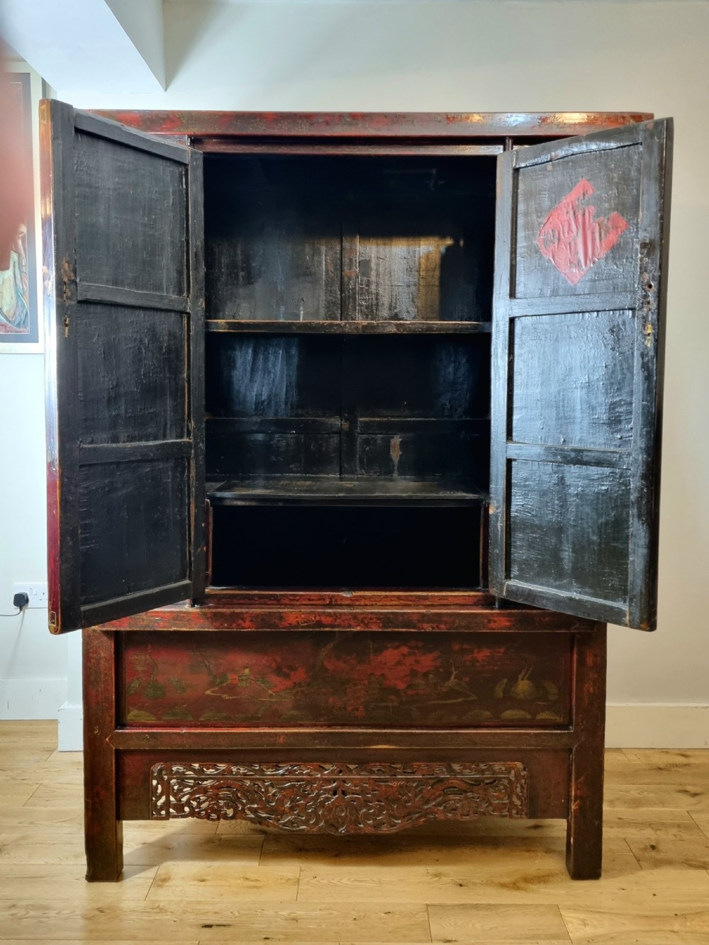 18th Century Chinese Red Lacquered Cabinet , Qing Dynasty , Shanxi Province View VII