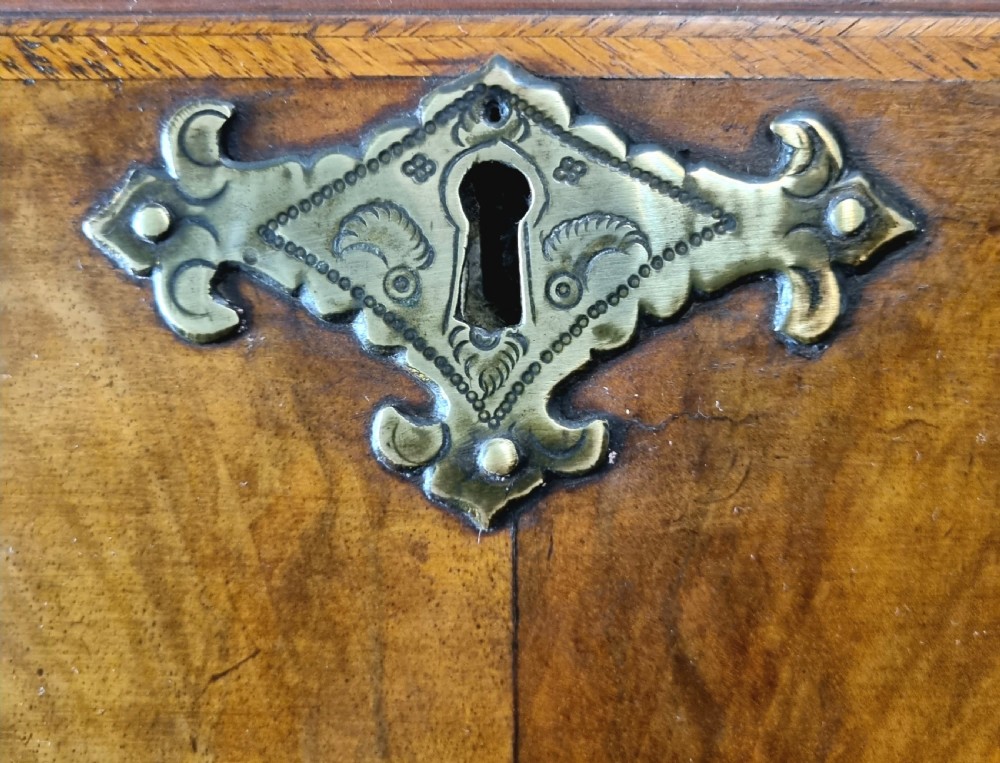 18th Century Queen Anne Walnut Chest On Stand View VII