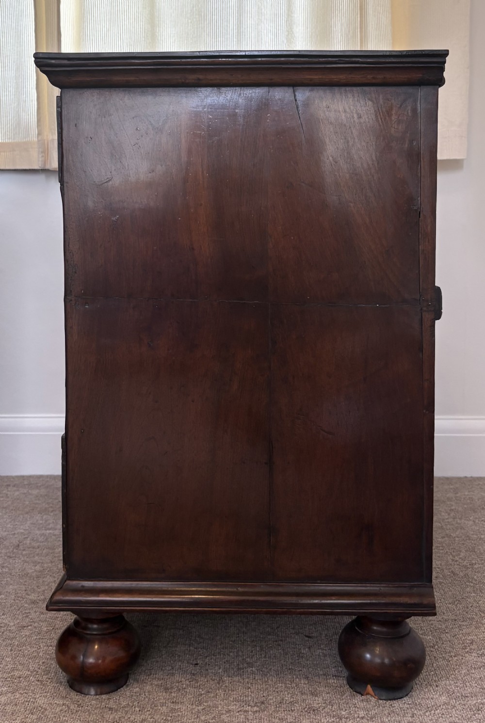 Pair of 17th Century William & Mary walnut Chest of Drawers circa 1690 View X