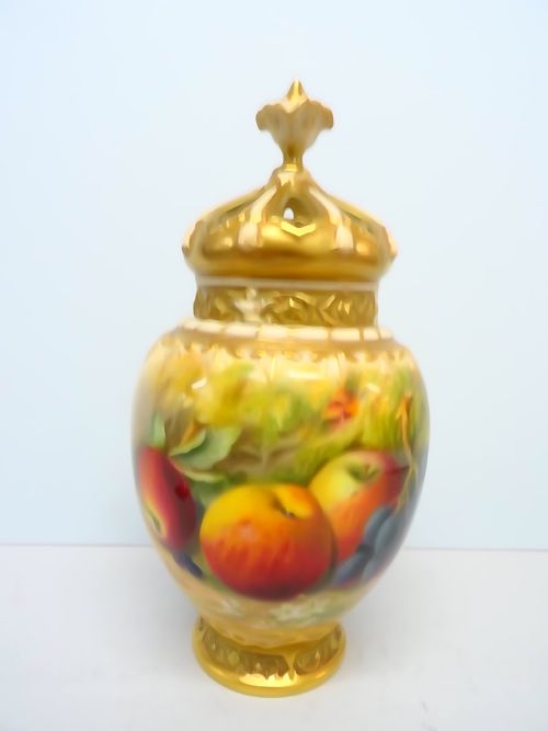 royal worcester ricketts small crown top - CATEGORY: ANTIQUE CERAMICS - DATED 1930