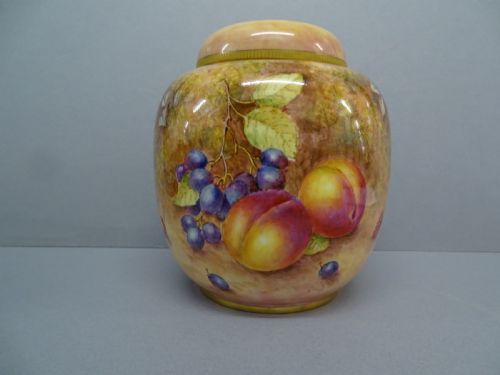 royal worcester freeman ginger jar - CATEGORY: ANTIQUE CERAMICS - DATED 1960