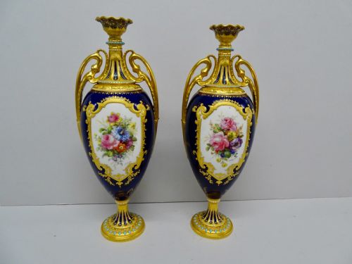 royal crown derby pair gregory vases - CATEGORY: ANTIQUE VASES - DATED 1910