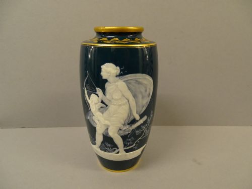 minton pate sur pate vase - CATEGORY: ANTIQUE VASES - DATED 1900