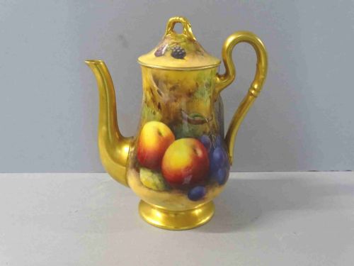 royal worcester coffee pot - CATEGORY: ANTIQUE CERAMICS - DATED 1930