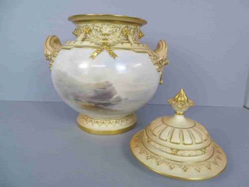 ROYAL WORCESTER STINTON BOW VASE - ADDITIONAL PHOTO 1