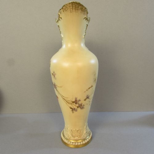 ROYAL WORCESTER EMPRESS EWER - ADDITIONAL PHOTO 1