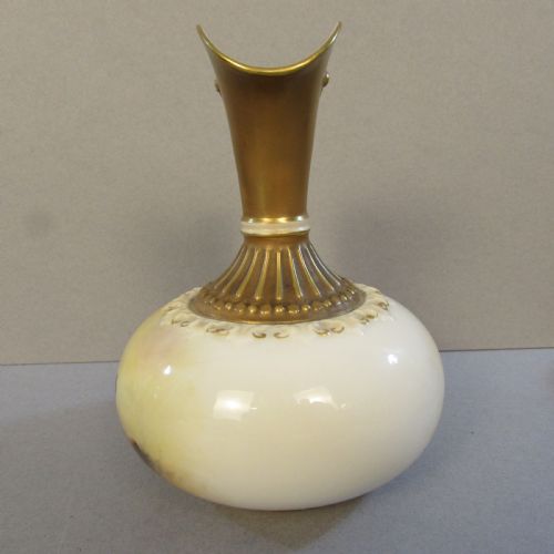 ROYAL WORCESTER JUG - ADDITIONAL PHOTO 2