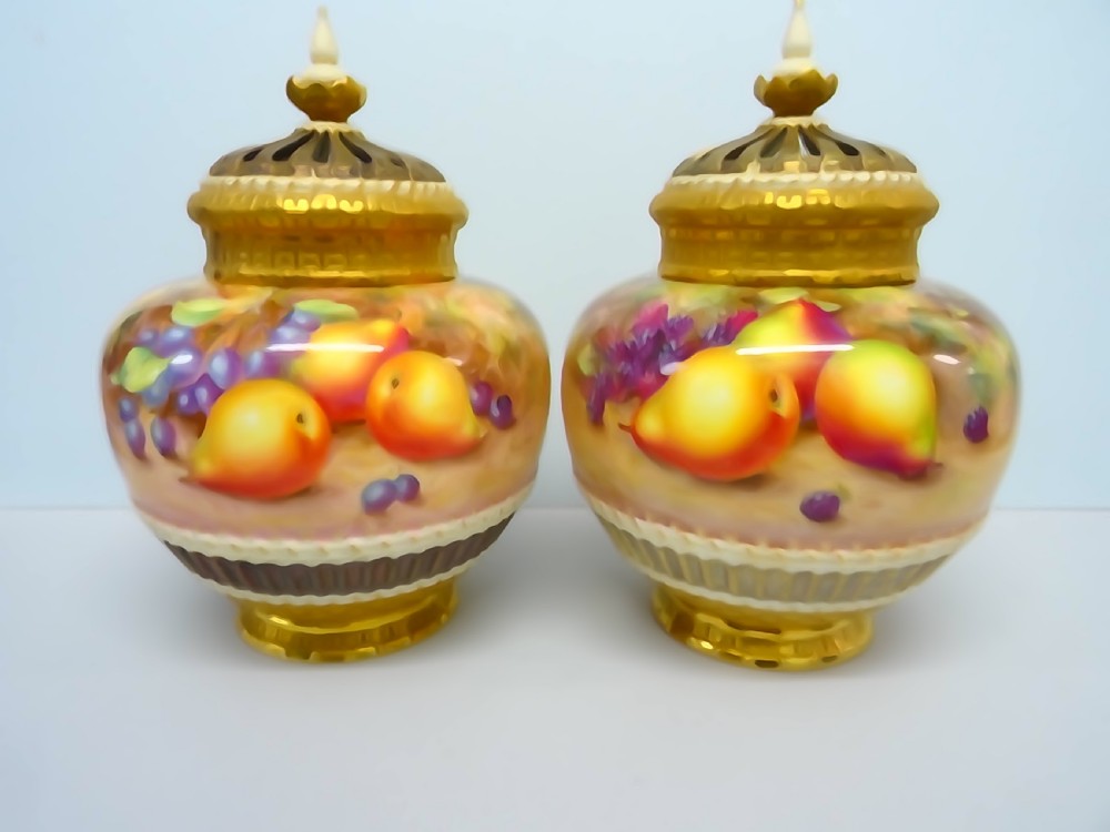 Royal Worcester Freeman Pot Pourri
