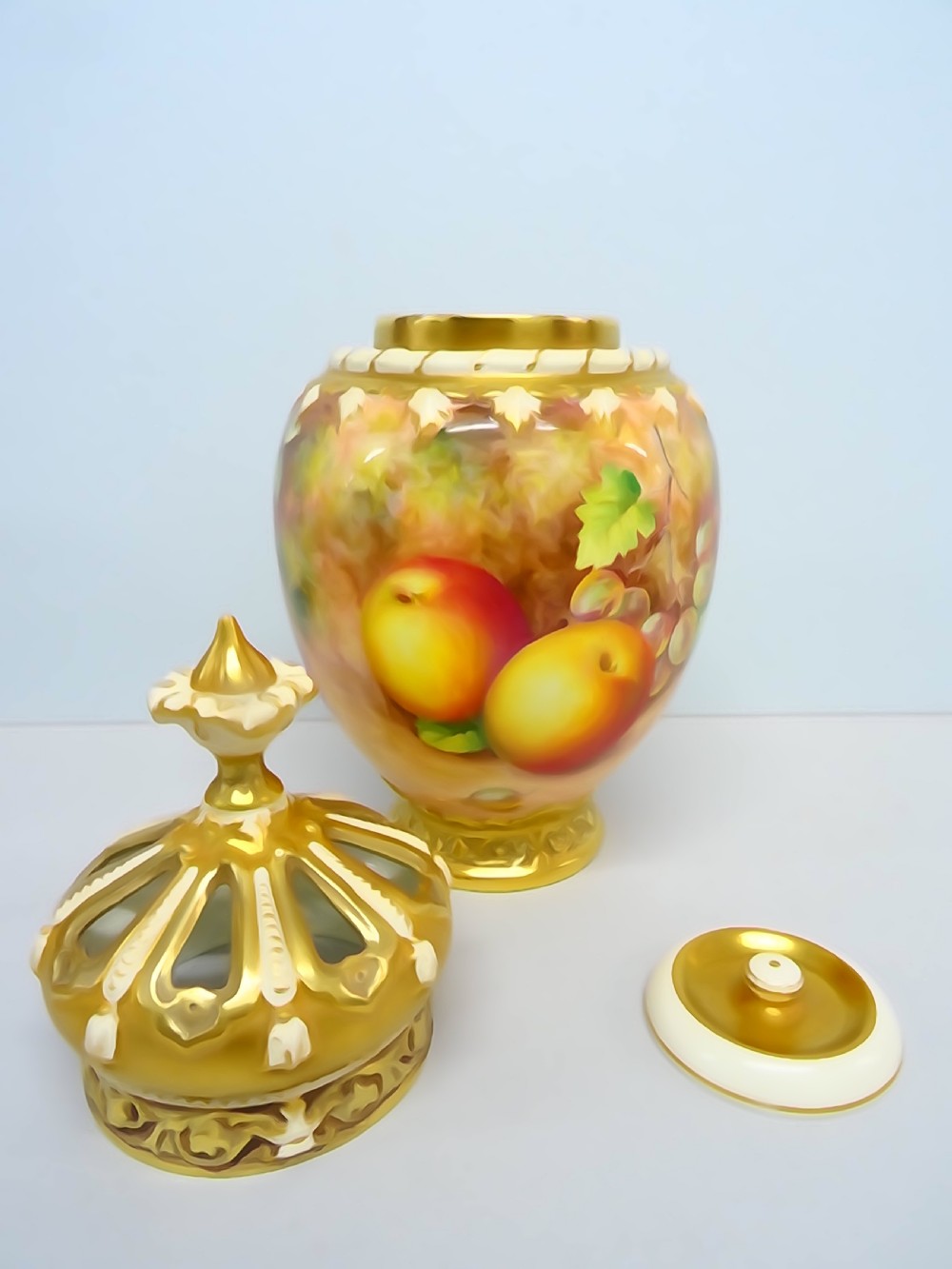 Royal Worcester Freeman Small Rose Jar View III