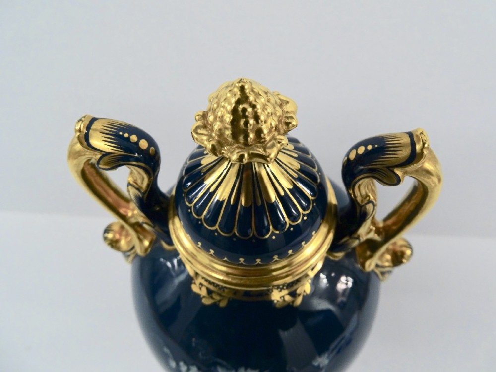 Minton Birks Pate sur  Pate Vase View III