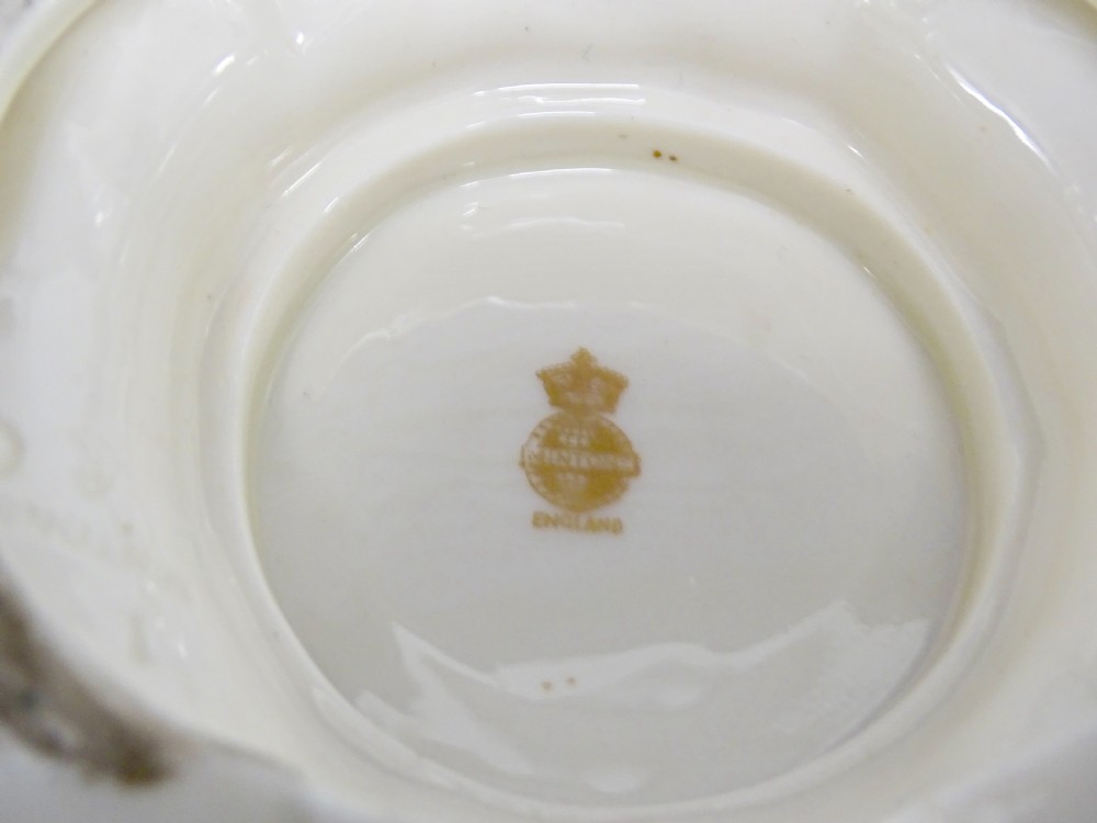 Minton Pate sur Pate  L Birks Seaux View IV