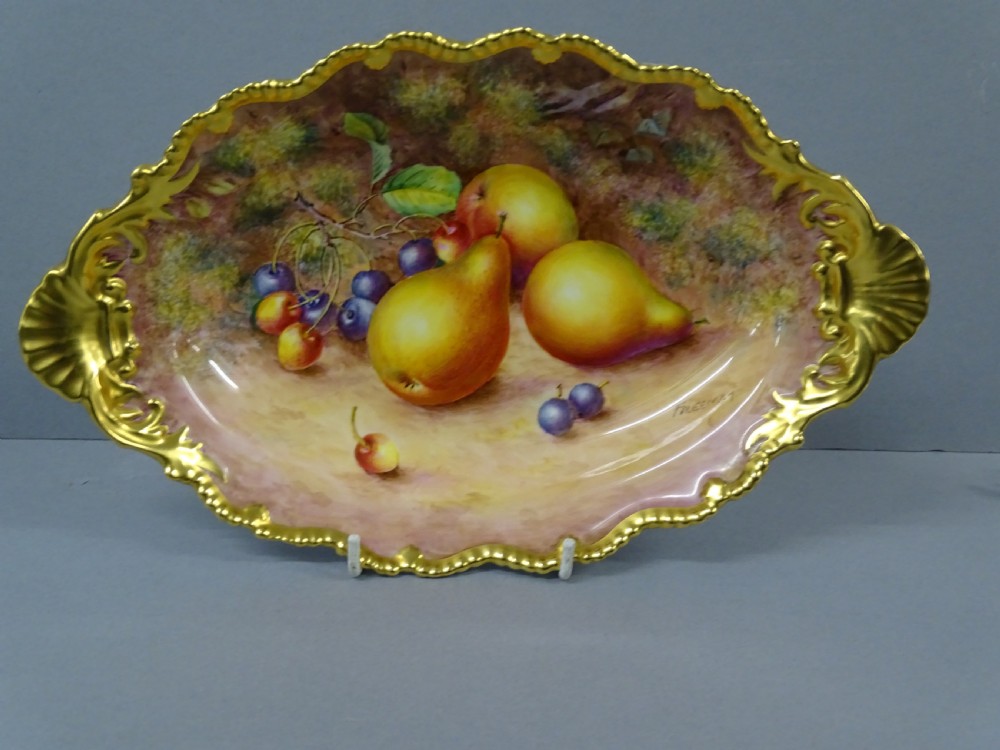Royal Worcester Freeman Fish Dish