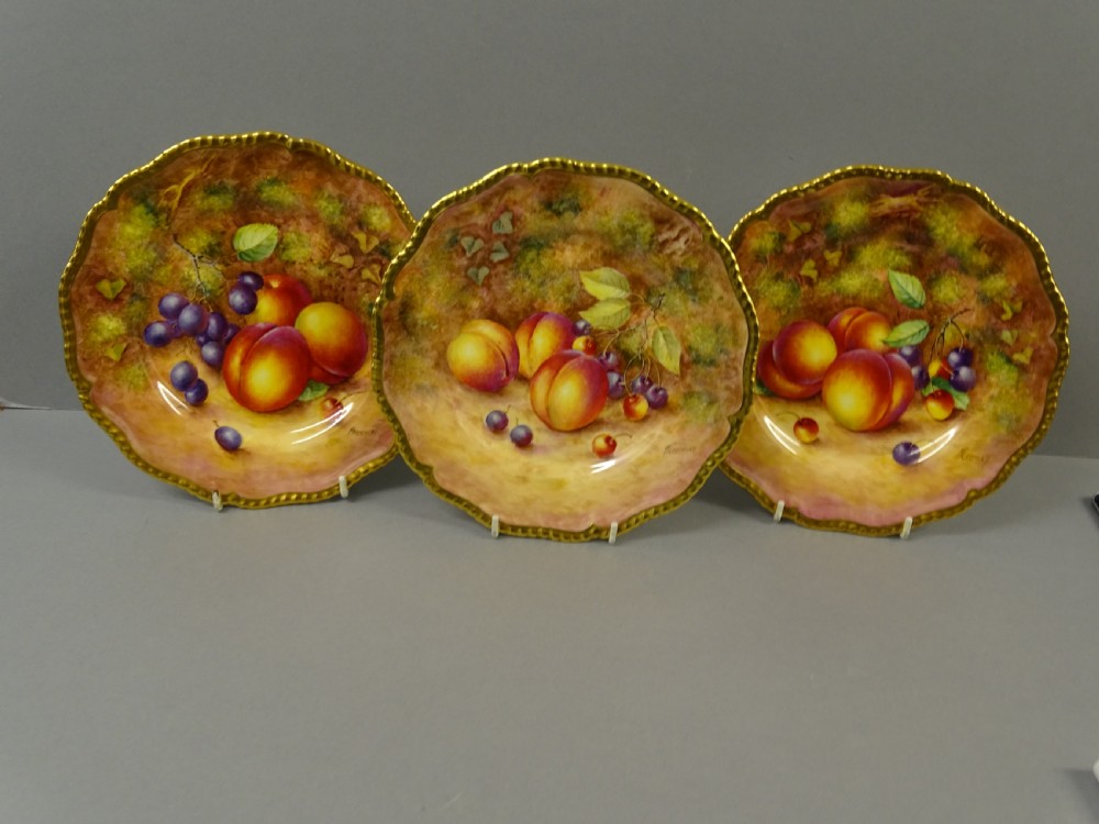 Royal Worcester Freeman Fruit Plates 