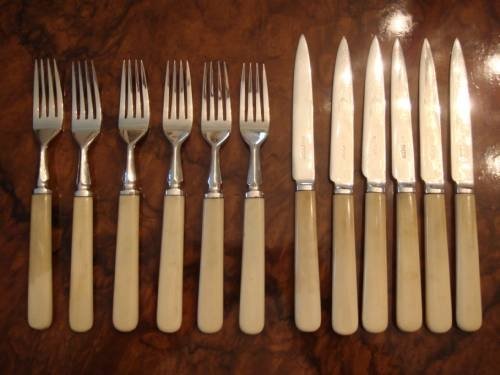 fig 1. Sheffield 1932/33 solid English hallmarked sterling silver and ivory 12 piece fruit or dessert service by Emile Viner, for 6 people.