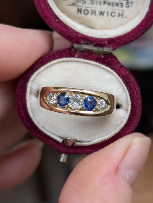 ANTIQUE HEAVY 18CT GOLD SAPPHIRE DIAMOND GYPSY RING - ADDITIONAL PHOTO 5