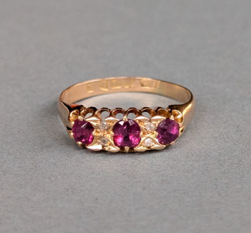 STUNNING ANTIQUE 18CT GOLD RUBY DIAMOND RING C1901 - ADDITIONAL PHOTO 3