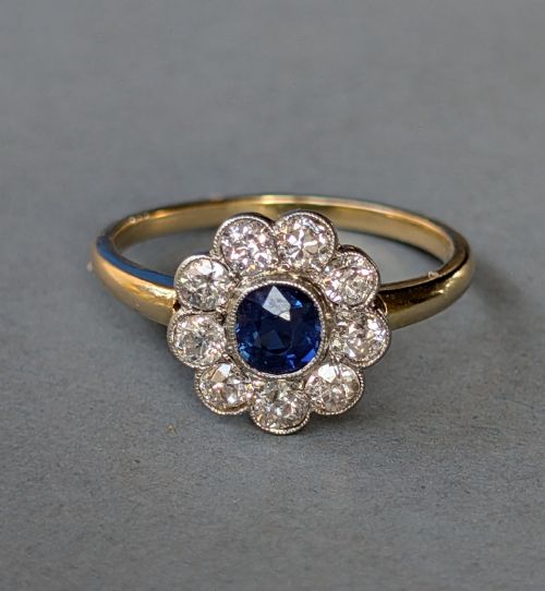 ART DECO 18CT GOLD SAPPHIRE AND DIAMOND DAISY RING - ADDITIONAL PHOTO 3