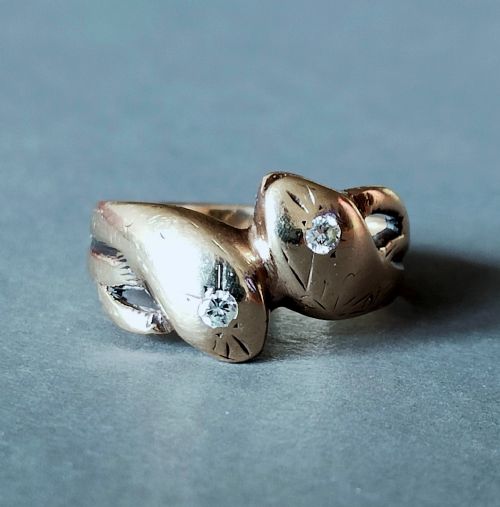 vintage heavy 9ct gold diamond snake ring - CATEGORY: ANTIQUE JEWELLERY - DATED 1960