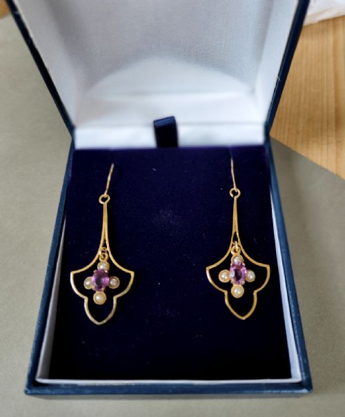 LARGE VICTORIAN 9CT GOLD AMETHYST PEARL EARRINGS - ADDITIONAL PHOTO 2