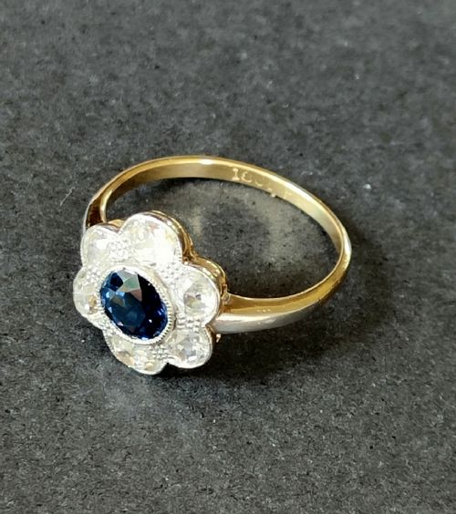 EDWARDIAN 18CT GOLD SAPPHIRE DIAMOND DAISY ENGAGEMENT RING - ADDITIONAL PHOTO 4