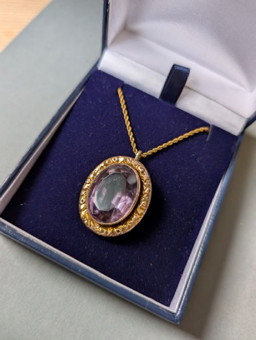LARGE VICTORIAN 9CT GOLD AMETHYST PENDANT AND CHAIN - ADDITIONAL PHOTO 5