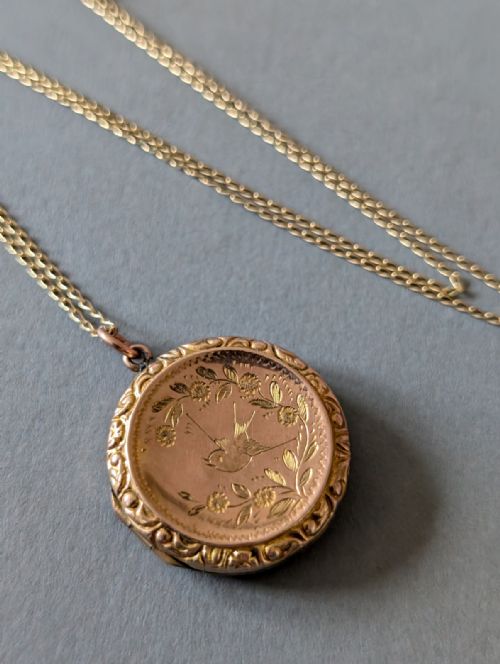 VICTORIAN 9CT GOLD LOCKET WITH BIRDS AND CHAIN - ADDITIONAL PHOTO 8