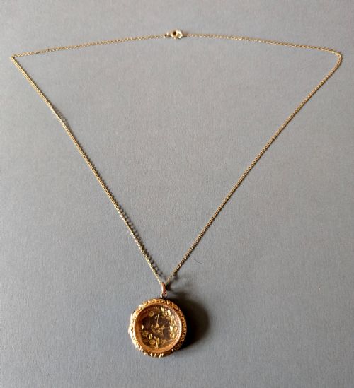 VICTORIAN 9CT GOLD LOCKET WITH BIRDS AND CHAIN - ADDITIONAL PHOTO 9