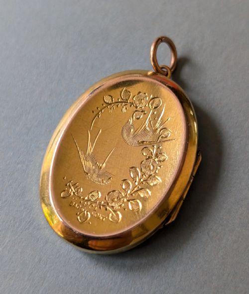 ANTIQUE VICTORIAN 9CT BACK AND FRONT LOCKET WITH BIRDS - ADDITIONAL PHOTO 6