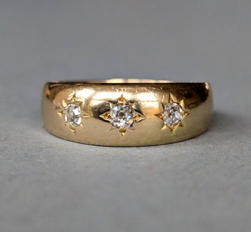 antique heavy 18ct gold diamond gypsy ring - CATEGORY: ANTIQUE JEWELLERY - DATED 1890