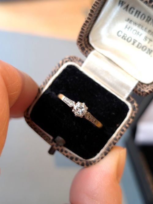 ART DECO 18CT GOLD PLATINUM DIAMOND SOLITAIRE ENGAGEMENT RING 025CT - ADDITIONAL PHOTO 8