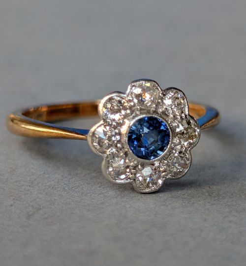 ART DECO 18CT GOLD PLATINUM SAPPHIRE DAISY DIAMOND RING - ADDITIONAL PHOTO 4