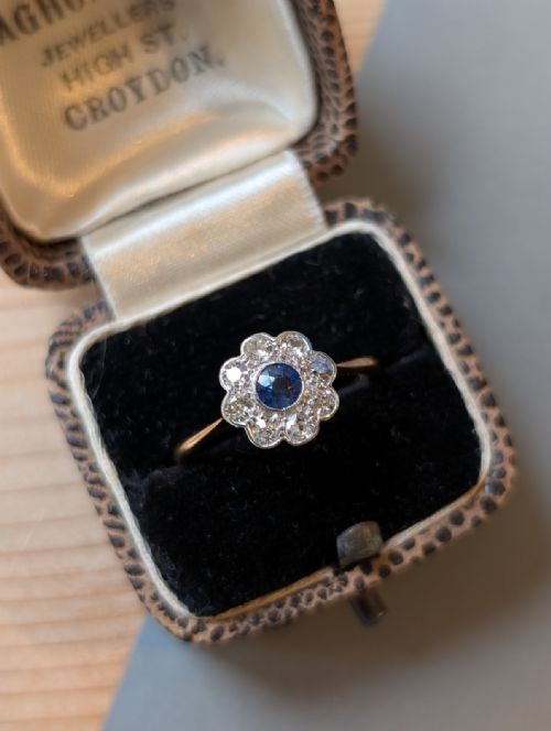 ART DECO 18CT GOLD PLATINUM SAPPHIRE DAISY DIAMOND RING - ADDITIONAL PHOTO 7