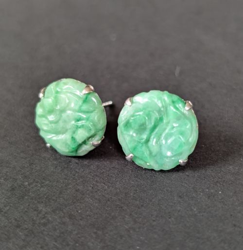 VINTAGE 18CT GOLD NATURAL JADE STUD EARRINGS - ADDITIONAL PHOTO 2