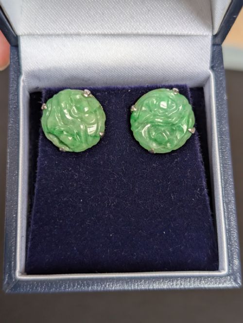 VINTAGE 18CT GOLD NATURAL JADE STUD EARRINGS - ADDITIONAL PHOTO 7