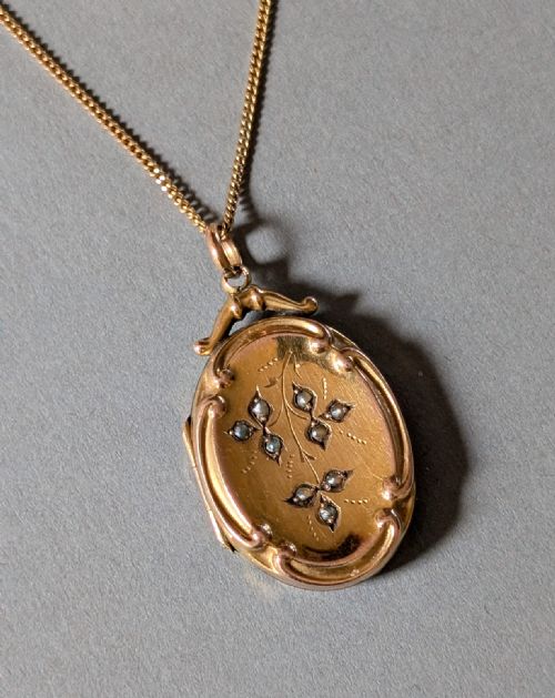 VICTORIAN 9CT GOLD LOCKET AND CHAIN - ADDITIONAL PHOTO 1