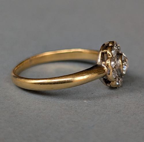 VICTORIAN 18CT GOLD DAISY DIAMOND CLUSTER RING 045CT - ADDITIONAL PHOTO 4