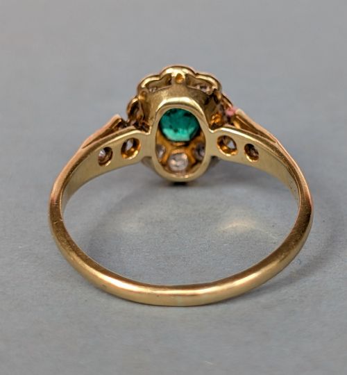 ANTIQUE EDWARDIAN 18CT GOLD EMERALD DIAMOND RING - ADDITIONAL PHOTO 2