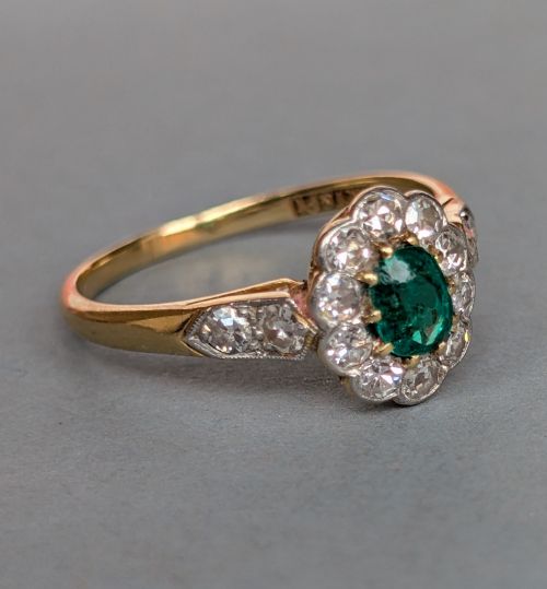 ANTIQUE EDWARDIAN 18CT GOLD EMERALD DIAMOND RING - ADDITIONAL PHOTO 3