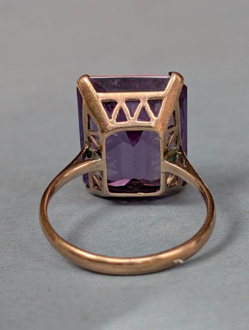 ANTIQUE 9CT ROSE GOLD SYNTHETIC COLOUR CHANGE SAPPHIRE RING - ADDITIONAL PHOTO 1