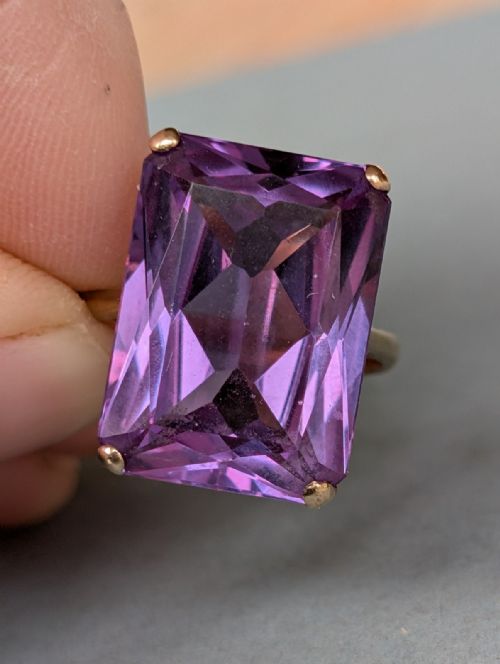 ANTIQUE 9CT ROSE GOLD SYNTHETIC COLOUR CHANGE SAPPHIRE RING - ADDITIONAL PHOTO 2