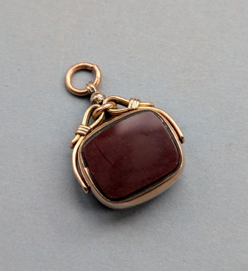 ANTIQUE 9CT GOLD SPINNING FOB BLOODSTONE CARNELIAN - ADDITIONAL PHOTO 1