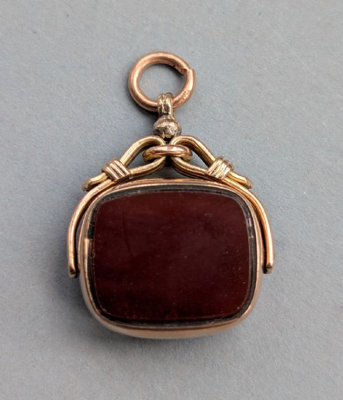ANTIQUE 9CT GOLD SPINNING FOB BLOODSTONE CARNELIAN - ADDITIONAL PHOTO 2